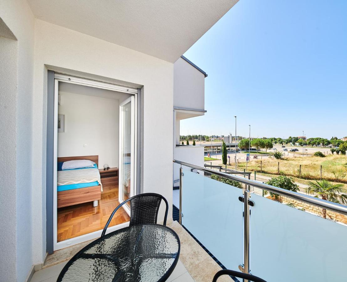 Ferienwohnung Sommer Novigrad  Zewnętrze zdjęcie